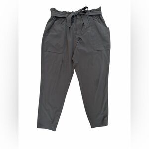 Athleta Skyline Pant Charcoal Gray Size 16 Paper Bag Waist Travel Utility